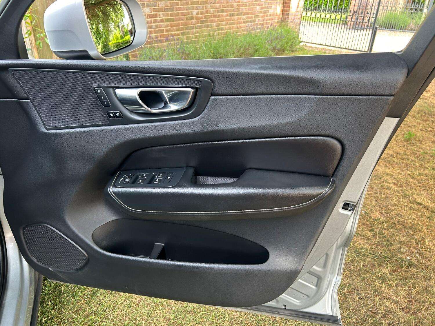 2018 VOLVO XC60 2018 VOLVO XC60