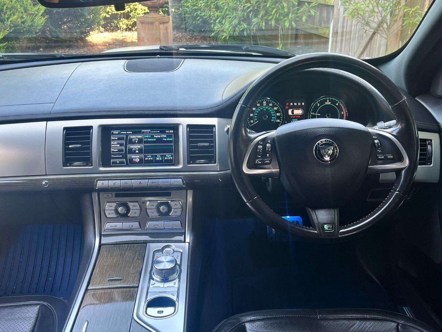 2015 JAGUAR XF 2015 JAGUAR XF