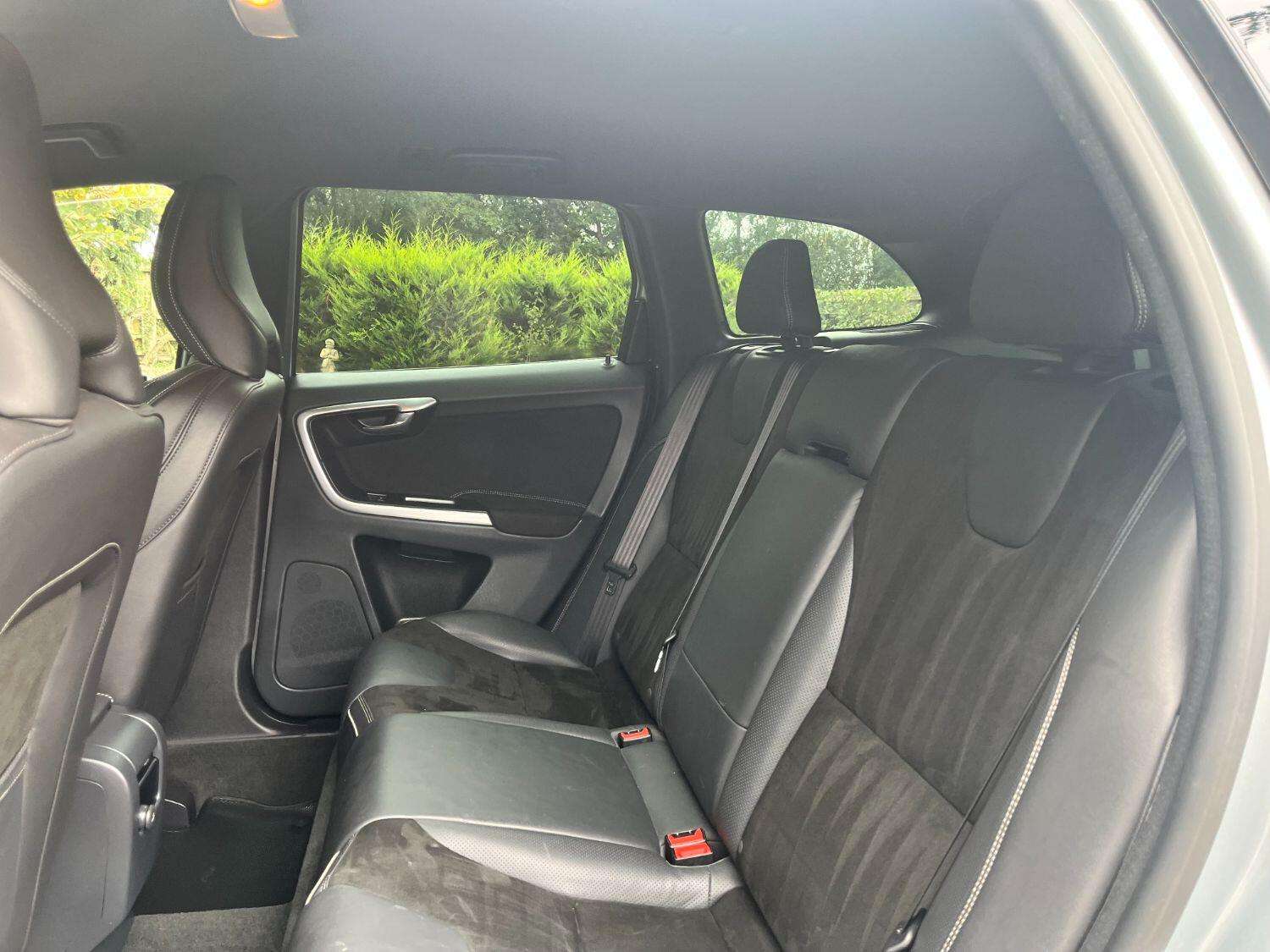 2017 VOLVO XC60 2017 VOLVO XC60