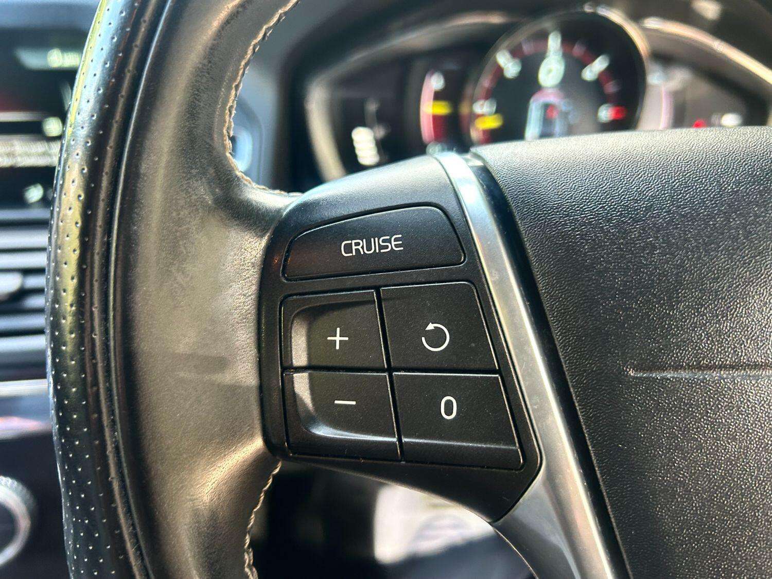 2014 VOLVO XC60 2014 VOLVO XC60