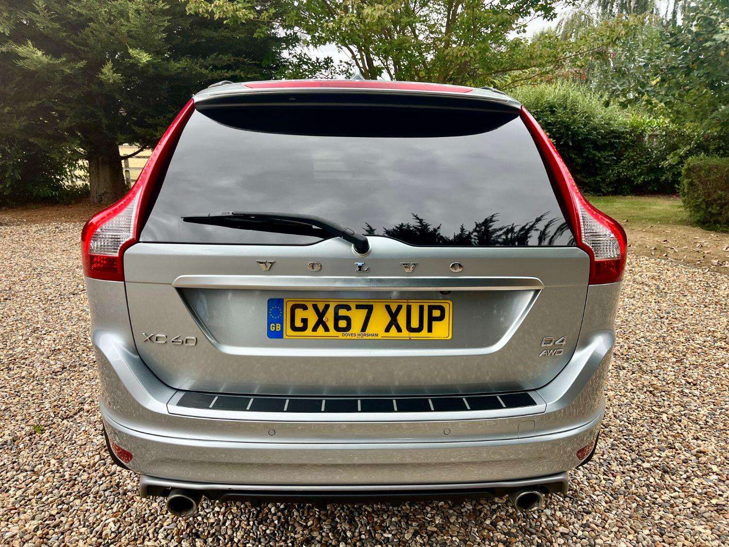 2017 VOLVO XC60 2017 VOLVO XC60