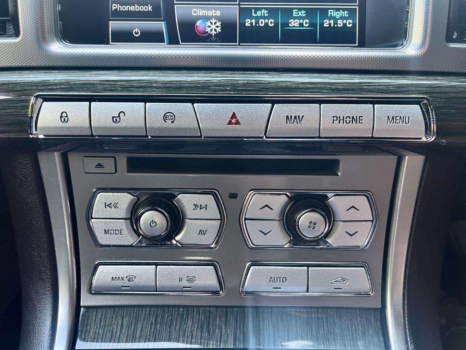 2015 JAGUAR XF 2015 JAGUAR XF