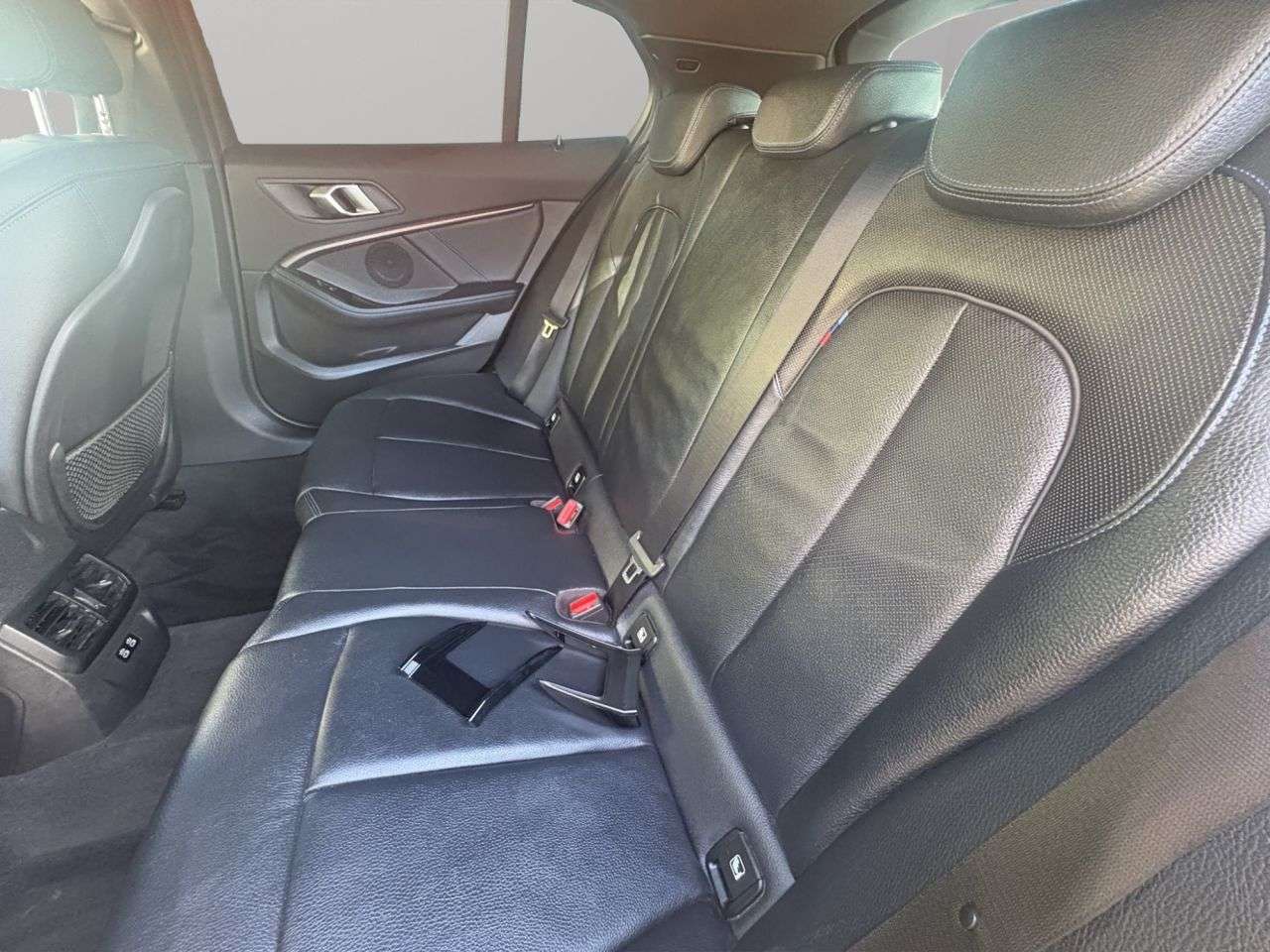 2021 BMW 1 SERIES 2021 BMW 1 SERIES