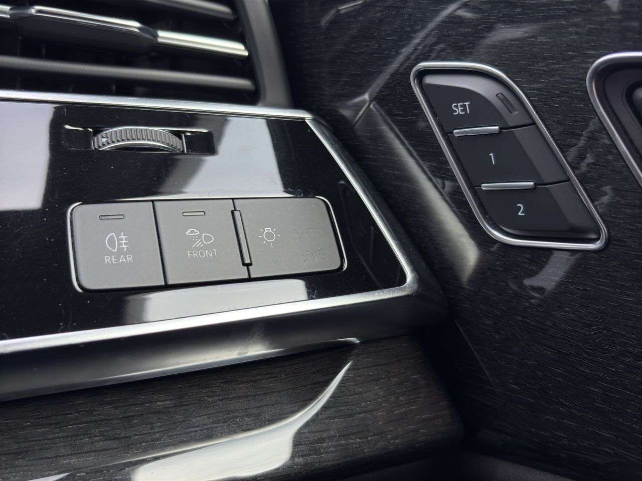 2020 AUDI SQ7 2020 AUDI SQ7