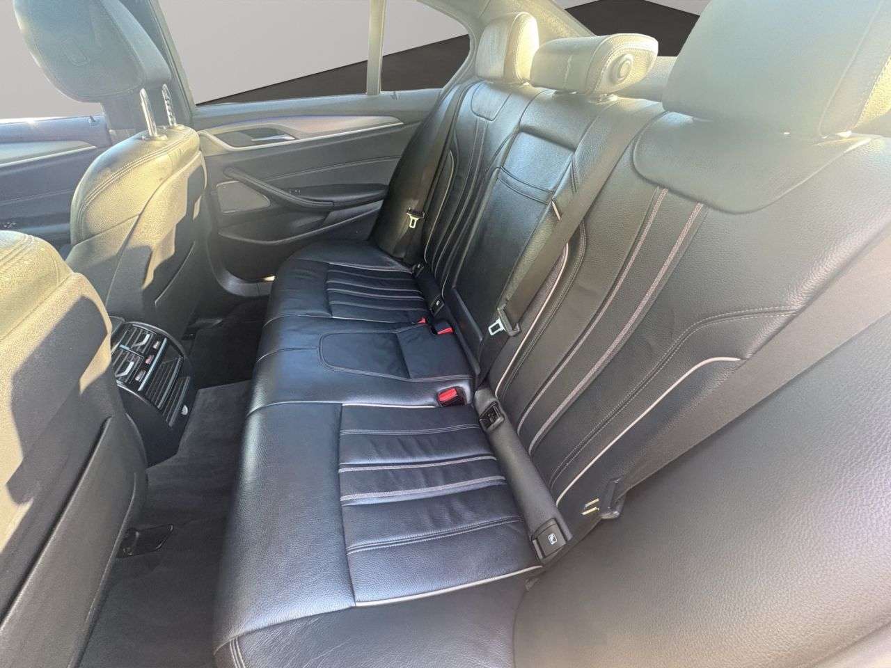 2019 BMW 5 SERIES 2019 BMW 5 SERIES