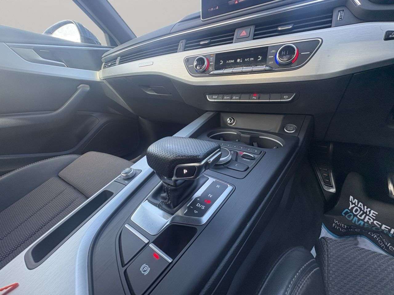 2016 AUDI A4 2016 AUDI A4