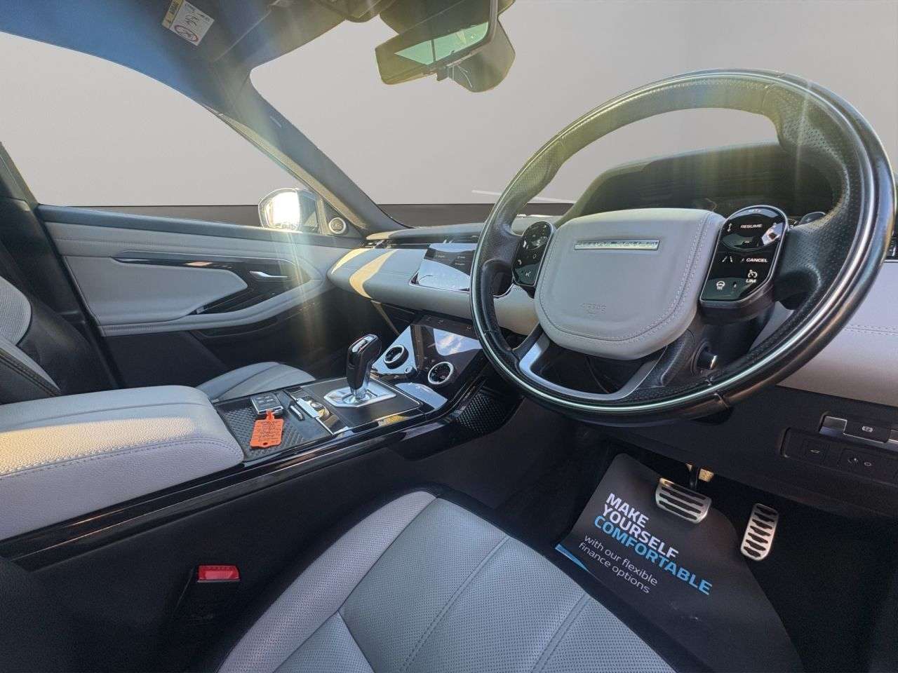 2019 LAND ROVER RANGE ROVER EVOQUE 2019 LAND ROVER RANGE ROVER EVOQUE