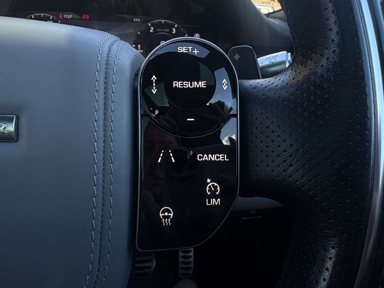 2019 LAND ROVER RANGE ROVER EVOQUE 2019 LAND ROVER RANGE ROVER EVOQUE