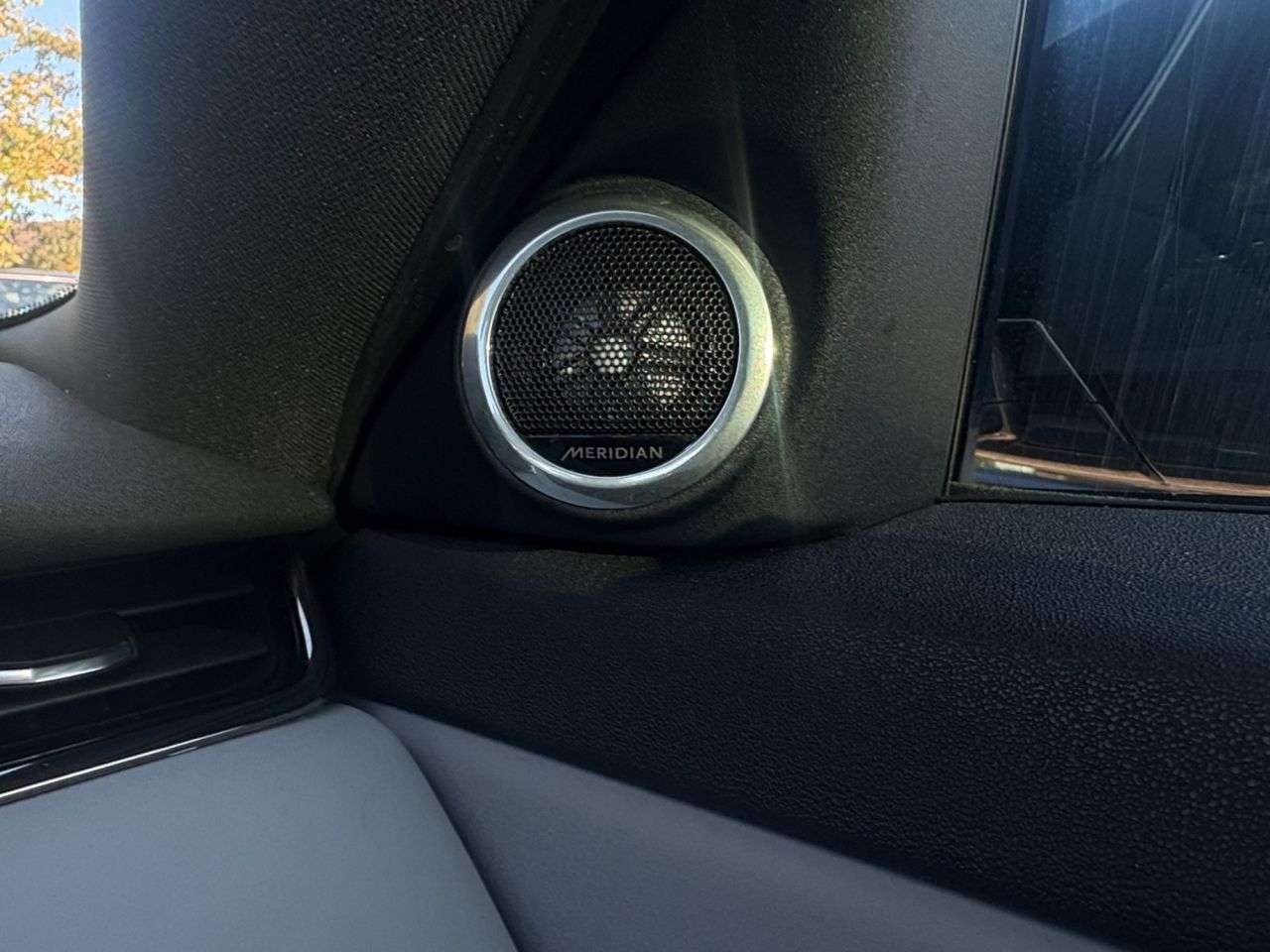 2019 LAND ROVER RANGE ROVER EVOQUE 2019 LAND ROVER RANGE ROVER EVOQUE