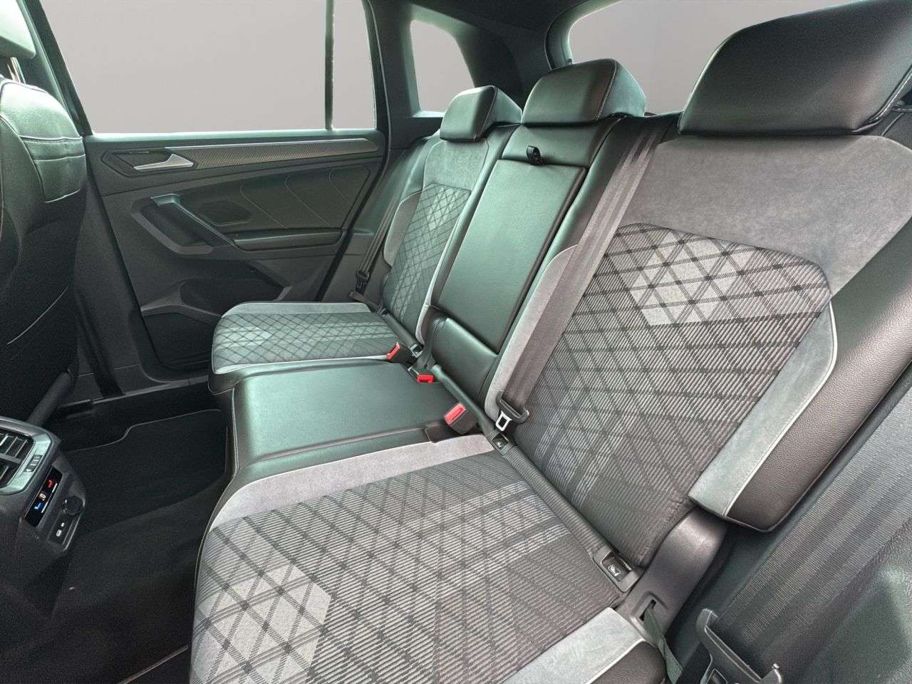 2022 VOLKSWAGEN TIGUAN 2022 VOLKSWAGEN TIGUAN