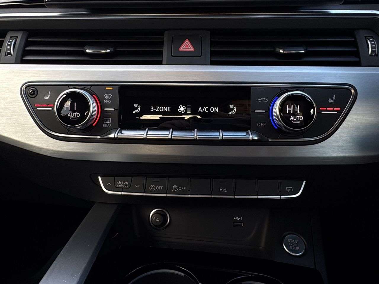 2021 AUDI A4 AVANT 2021 AUDI A4 AVANT