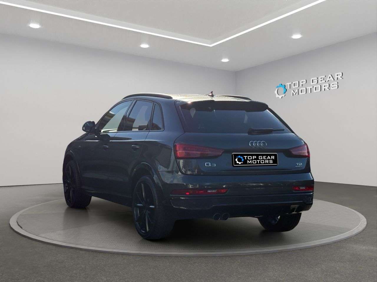 2018 AUDI Q3 2018 AUDI Q3