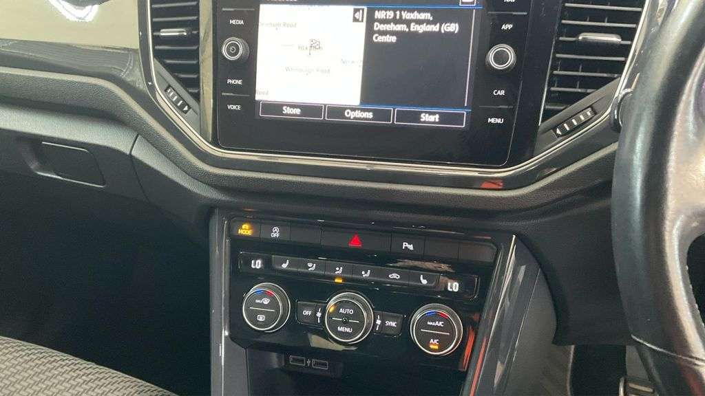 2019 VOLKSWAGEN T-ROC 2019 VOLKSWAGEN T-ROC