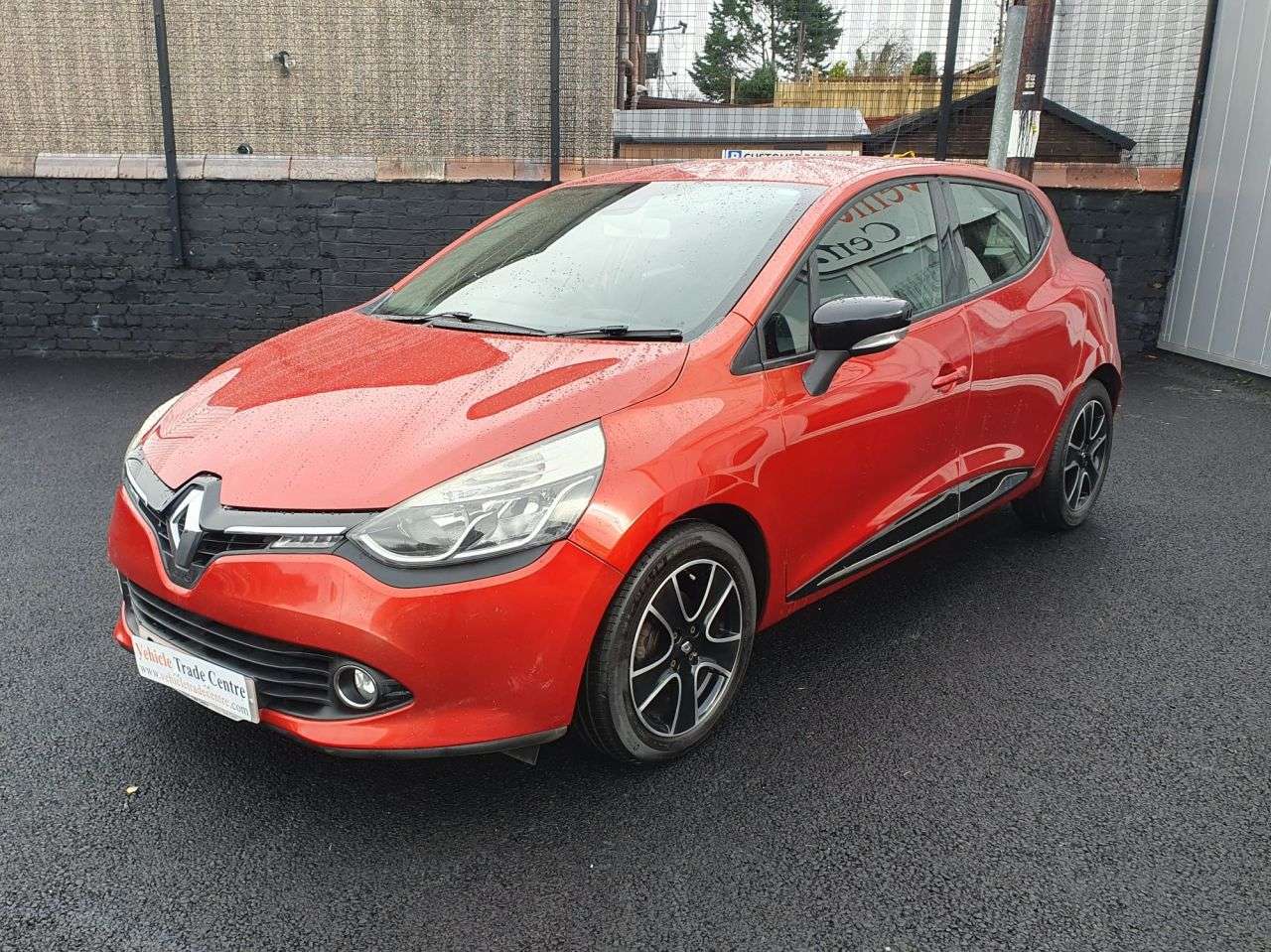 2013 RENAULT CLIO 2013 RENAULT CLIO