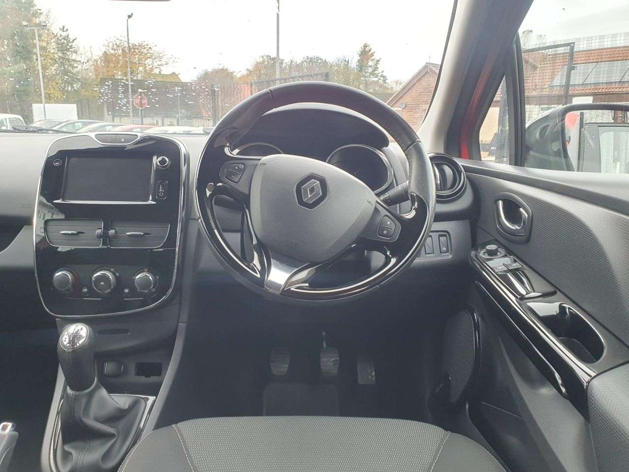 2013 RENAULT CLIO 2013 RENAULT CLIO