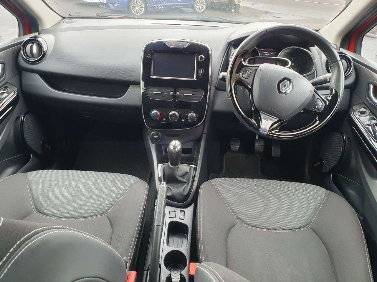 2013 RENAULT CLIO 2013 RENAULT CLIO