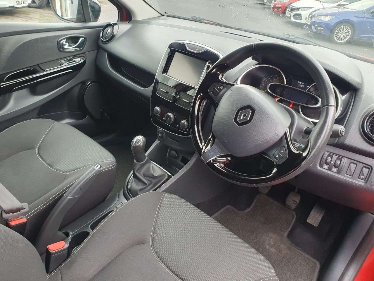 2013 RENAULT CLIO 2013 RENAULT CLIO