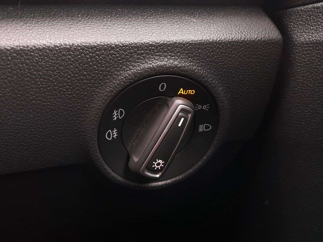 2018 VOLKSWAGEN T-ROC 2018 VOLKSWAGEN T-ROC