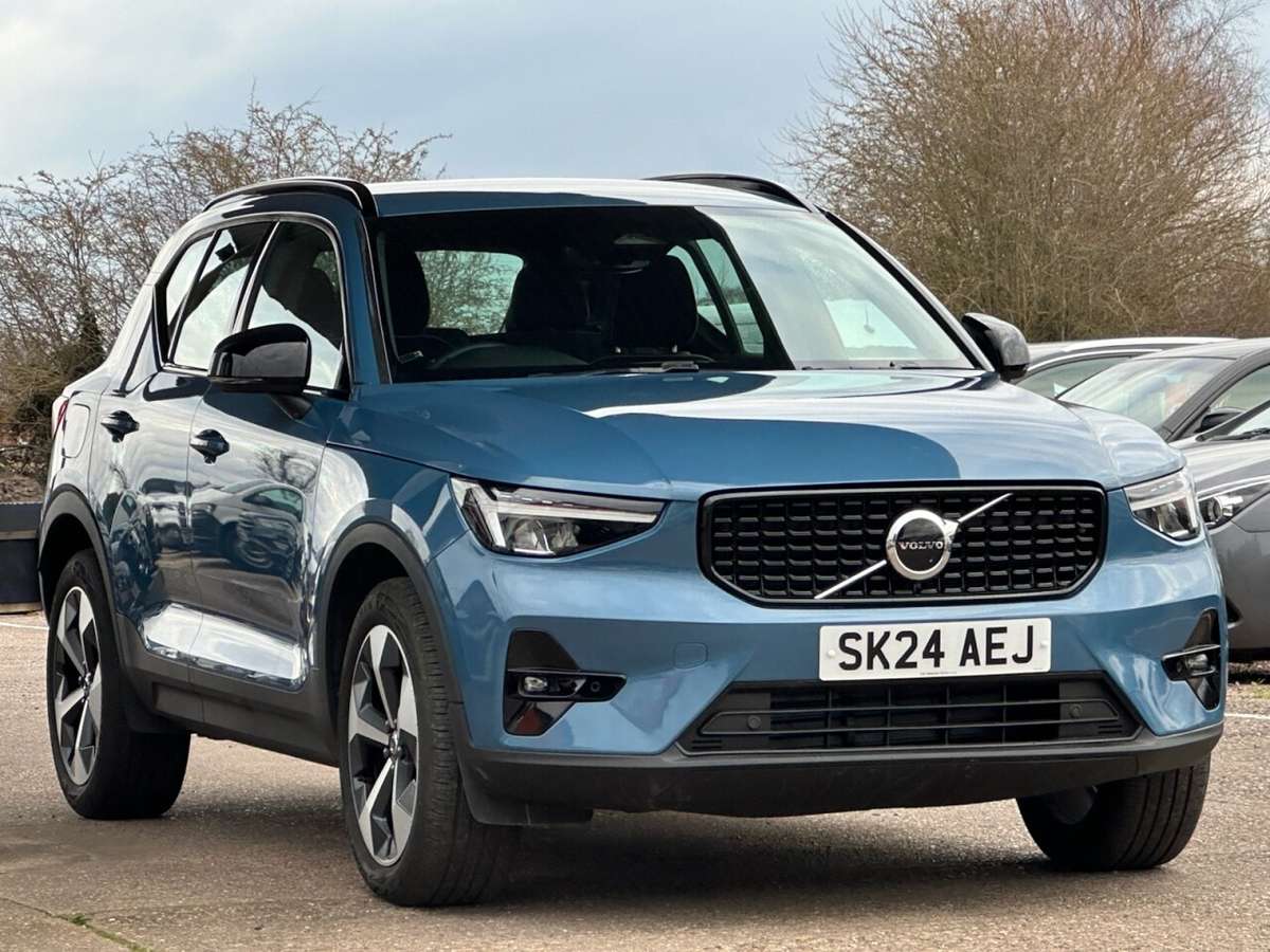 Check out this Volvo Xc40 2024 Hybrid Electric Automatic