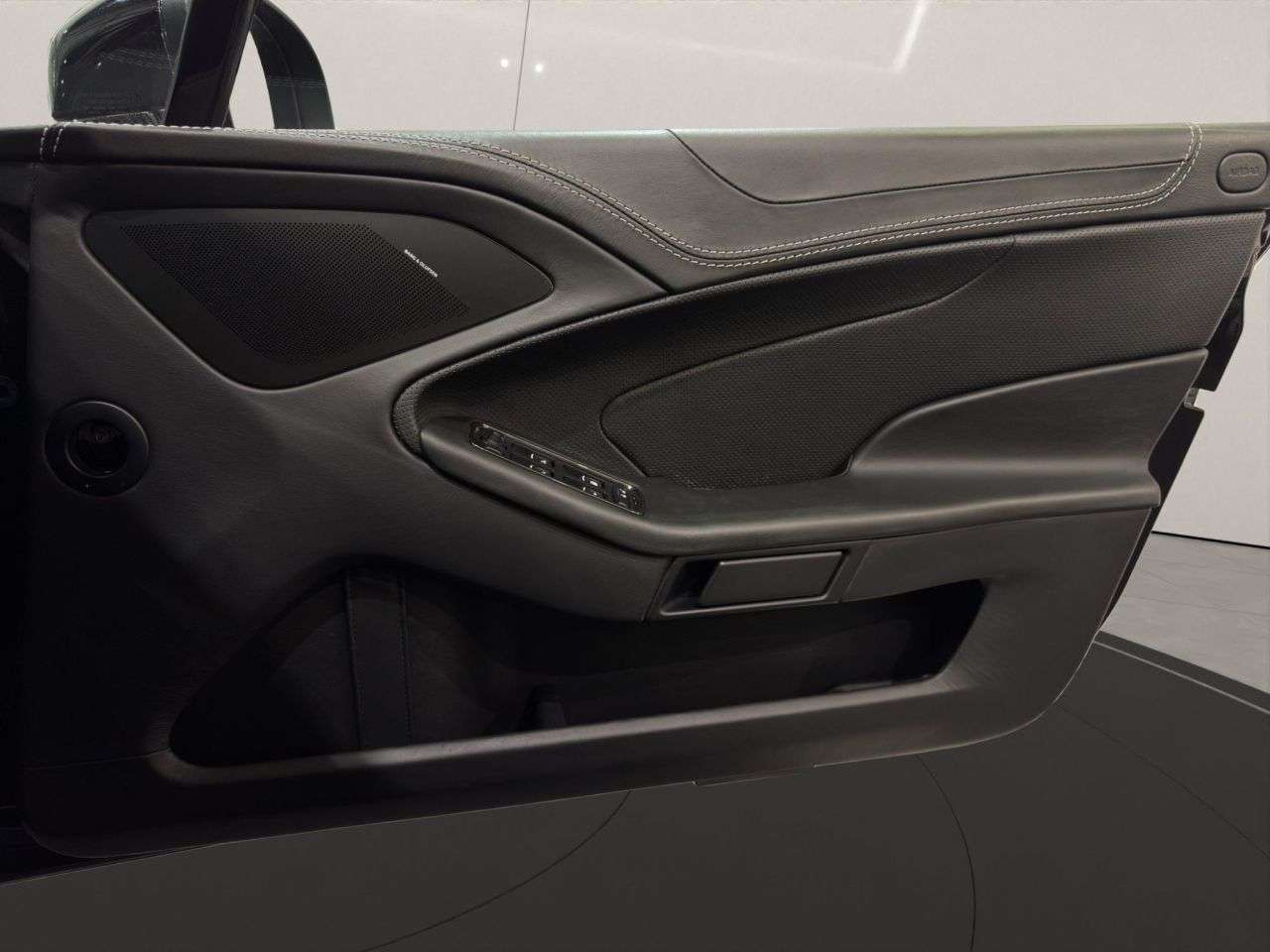 2017 ASTON MARTIN VANQUISH 2017 ASTON MARTIN VANQUISH