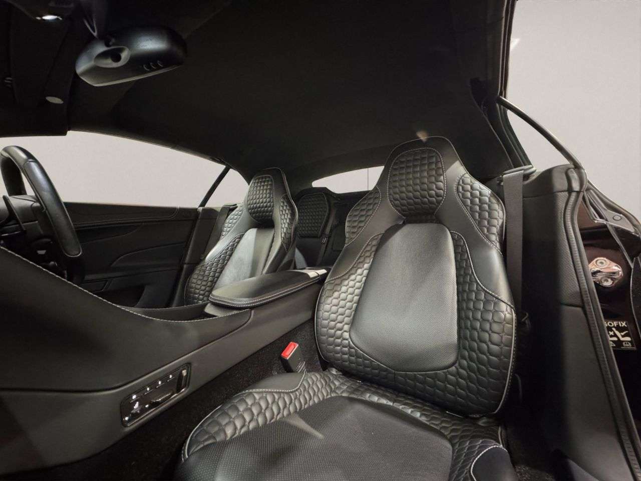 2017 ASTON MARTIN VANQUISH 2017 ASTON MARTIN VANQUISH