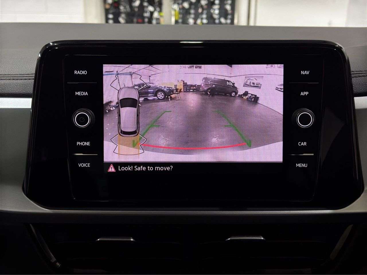 2023 VOLKSWAGEN T-ROC 2023 VOLKSWAGEN T-ROC