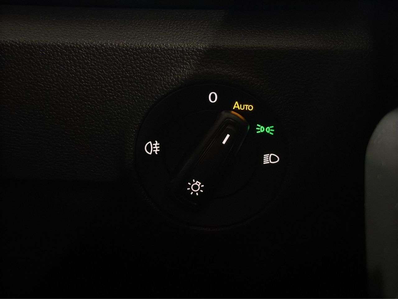 2023 VOLKSWAGEN T-ROC 2023 VOLKSWAGEN T-ROC