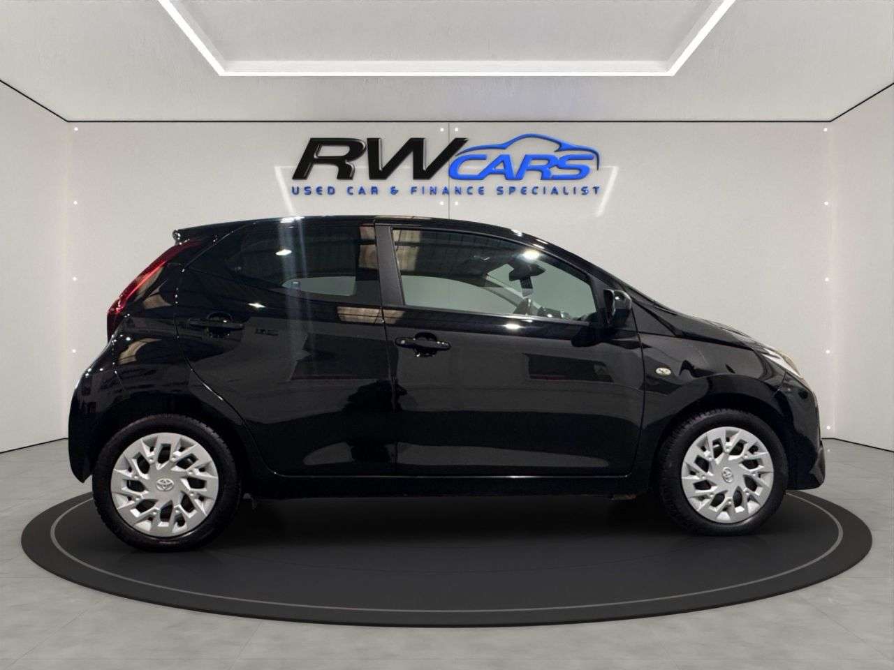 2021 TOYOTA AYGO 2021 TOYOTA AYGO