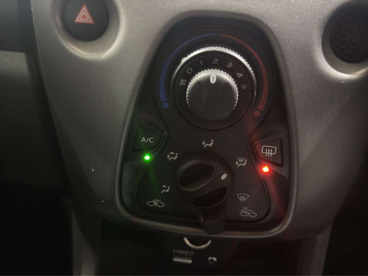 2021 TOYOTA AYGO 2021 TOYOTA AYGO