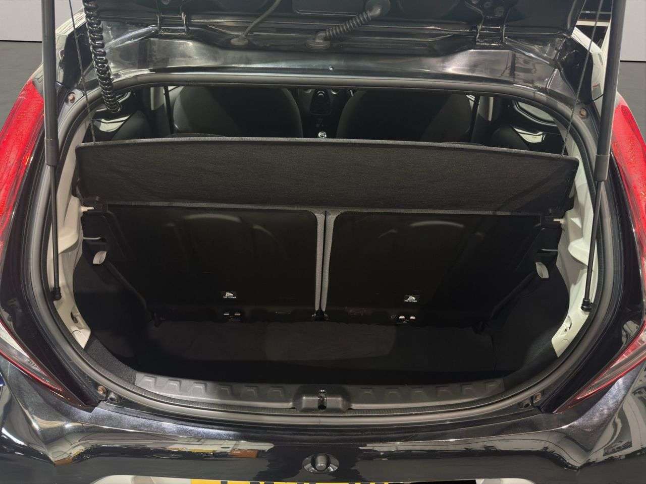 2021 TOYOTA AYGO 2021 TOYOTA AYGO