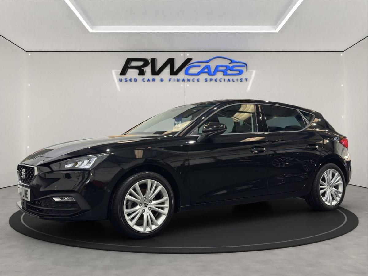 Check out this Seat Leon 2021 Petrol Manual