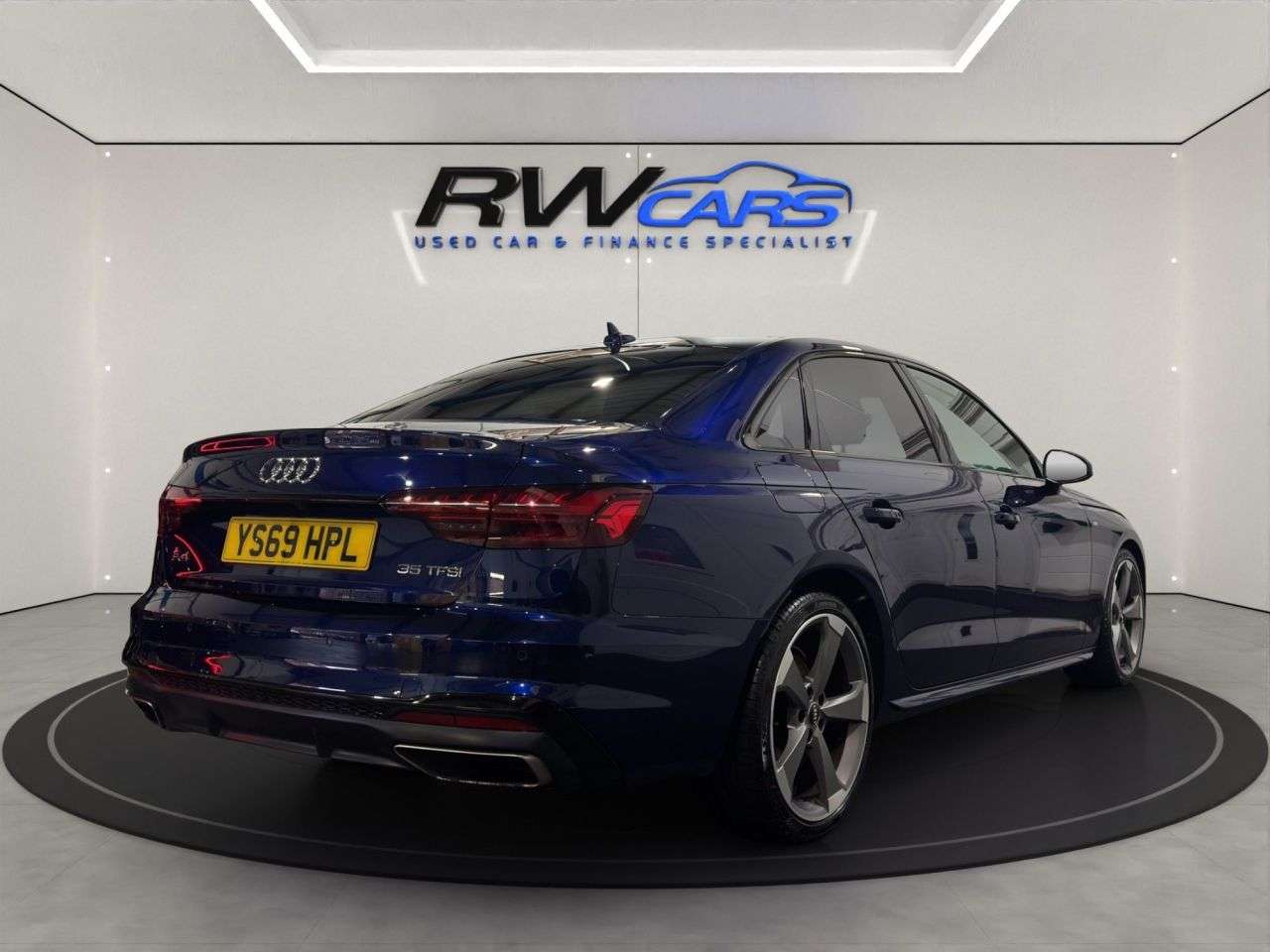 null AUDI A4 null AUDI A4