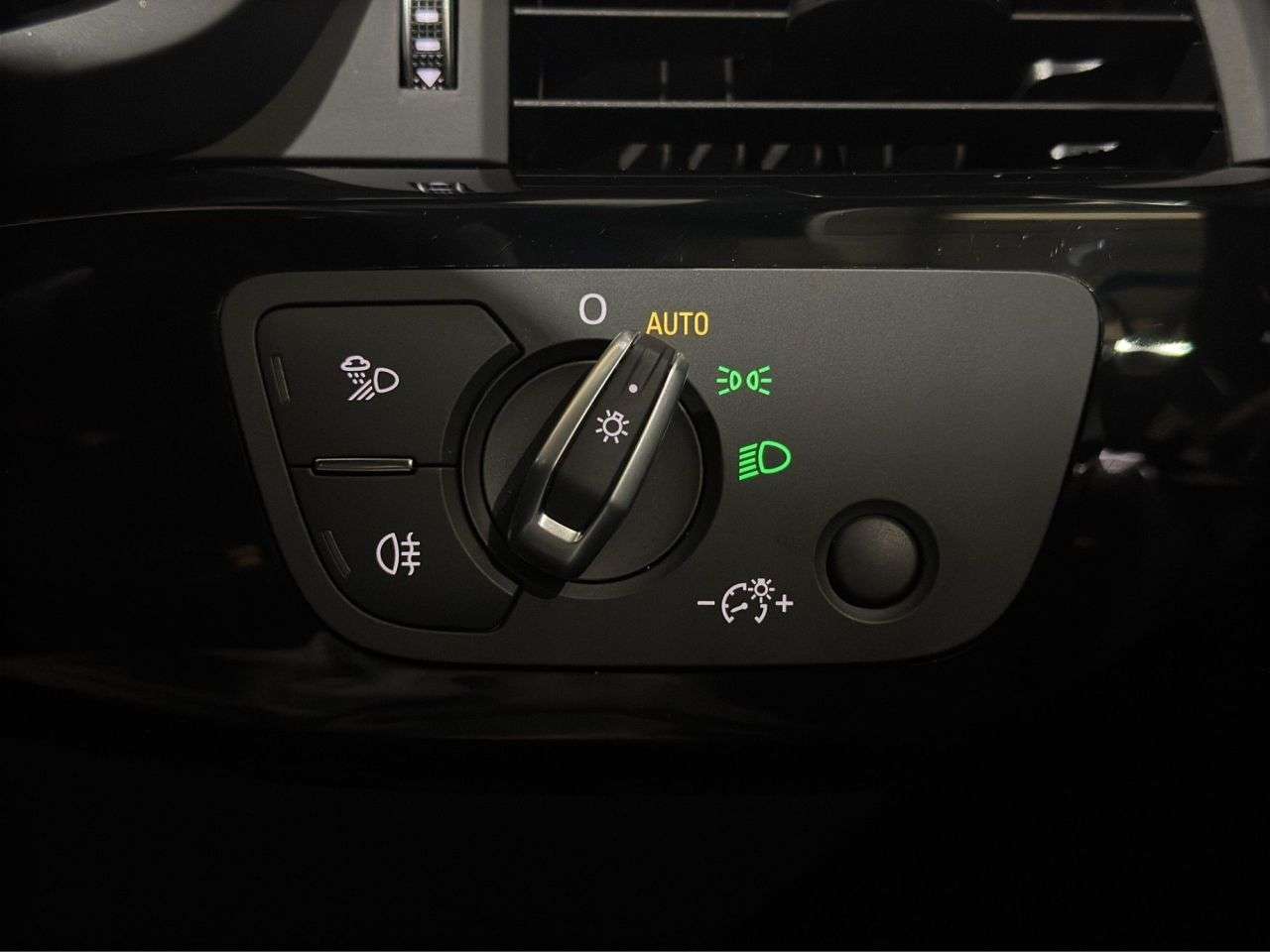 null AUDI A4 null AUDI A4