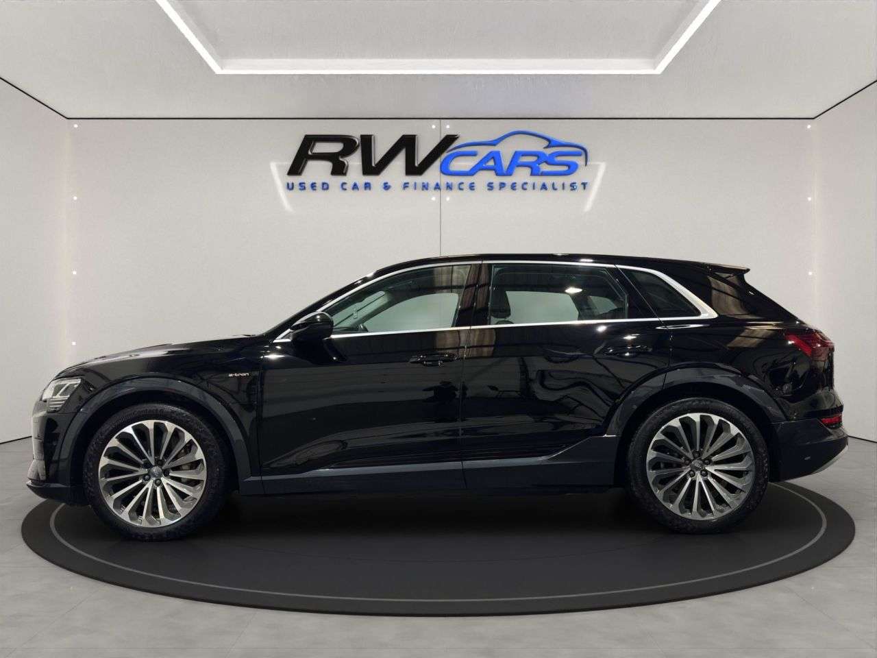 2020 AUDI E-TRON 2020 AUDI E-TRON