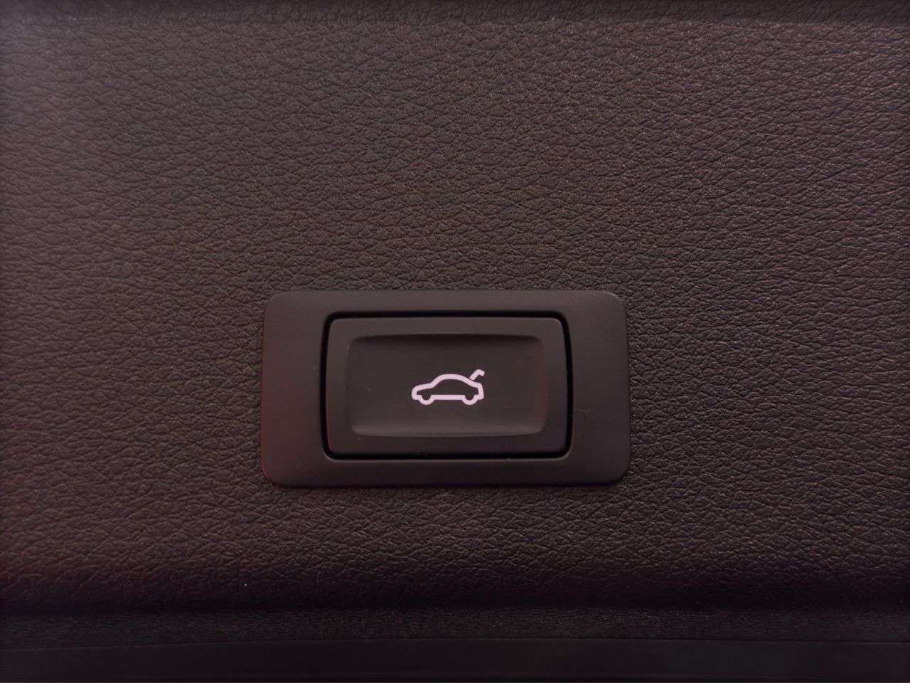 2020 AUDI E-TRON 2020 AUDI E-TRON