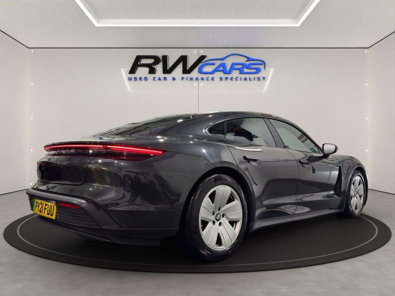 2021 PORSCHE TAYCAN 2021 PORSCHE TAYCAN