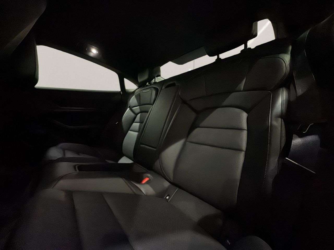 2021 PORSCHE TAYCAN 2021 PORSCHE TAYCAN