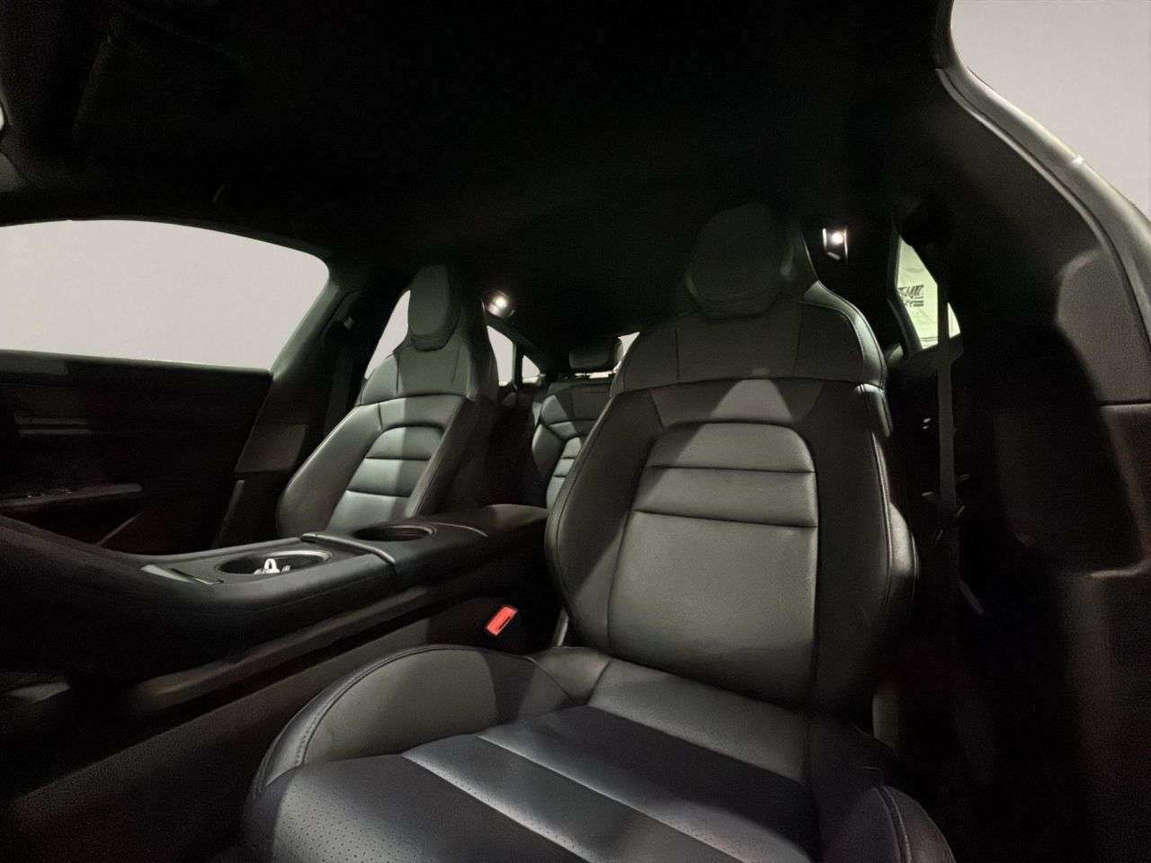 2021 PORSCHE TAYCAN 2021 PORSCHE TAYCAN