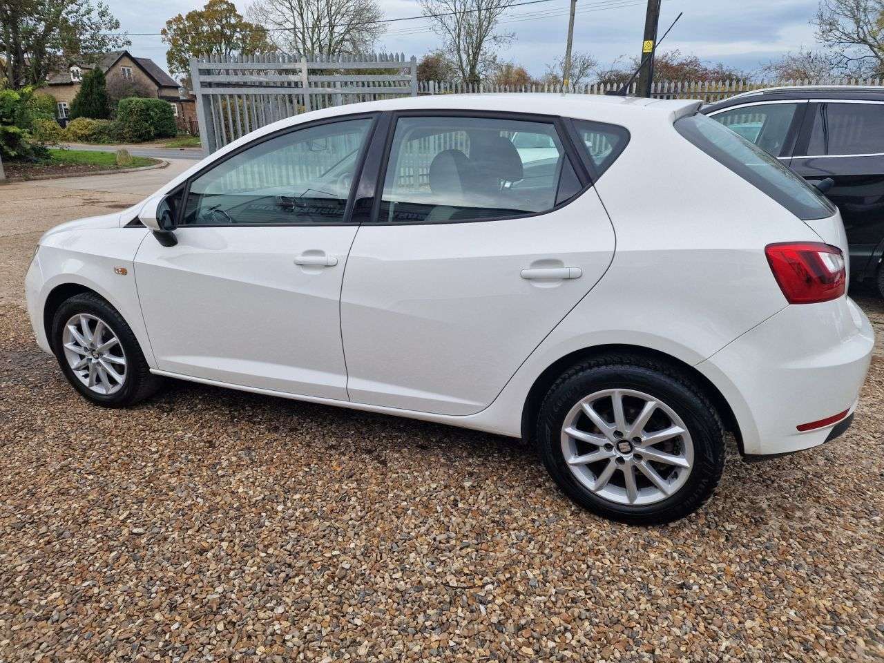 2017 SEAT IBIZA 2017 SEAT IBIZA