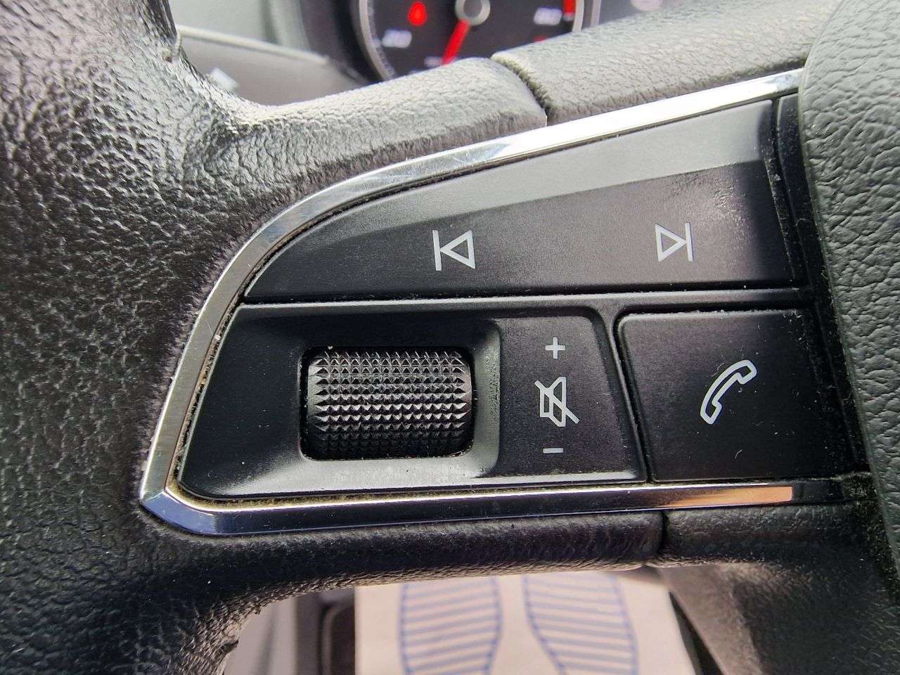 2017 SEAT IBIZA 2017 SEAT IBIZA