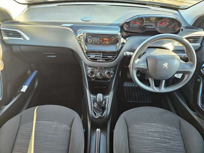 2014 PEUGEOT 208 2014 PEUGEOT 208