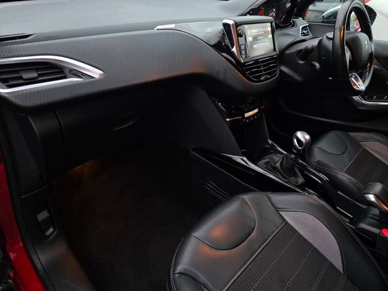 2016 PEUGEOT 2008 2016 PEUGEOT 2008