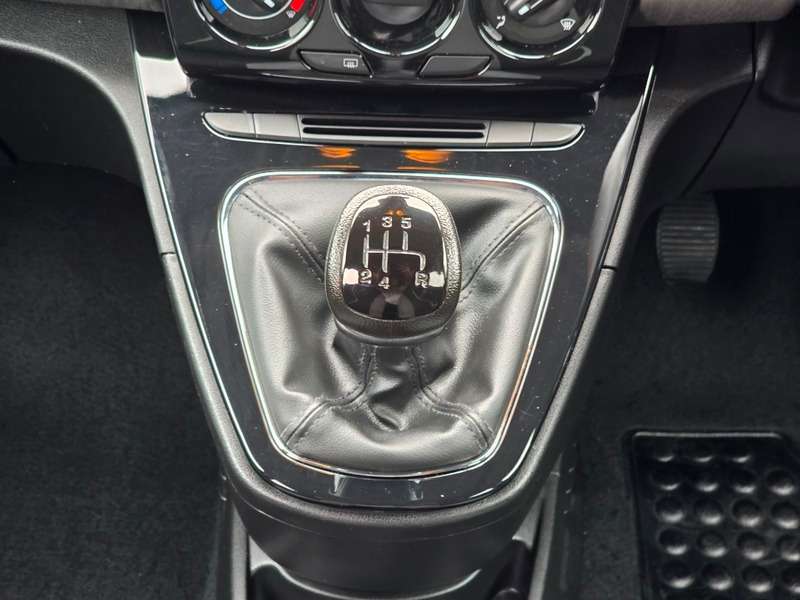 2014 CHRYSLER YPSILON 2014 CHRYSLER YPSILON