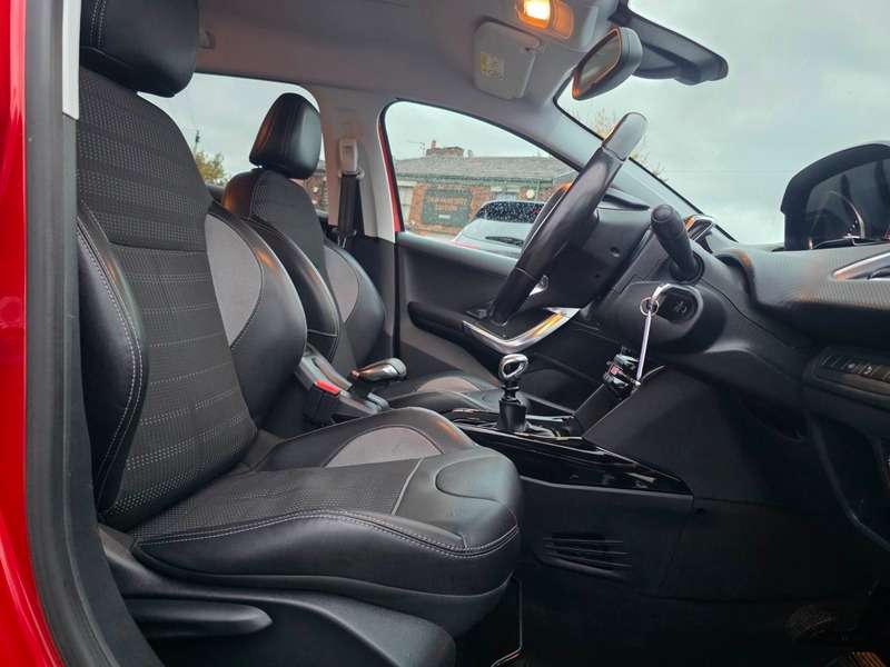 2016 PEUGEOT 2008 2016 PEUGEOT 2008