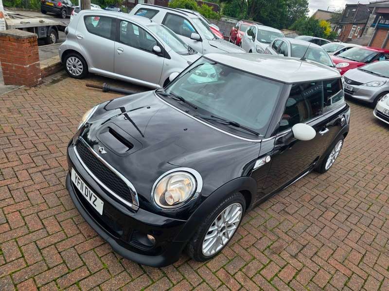 2011 MINI MINI 2011 MINI MINI