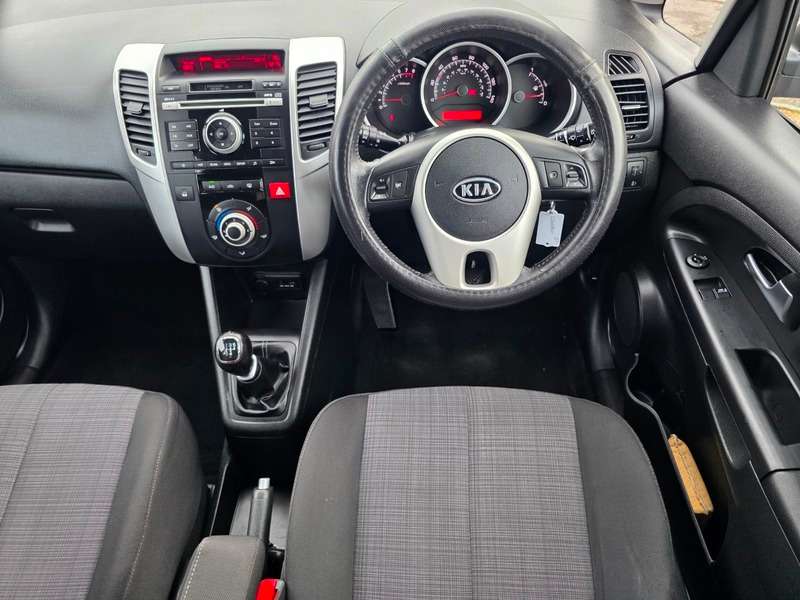 2010 KIA VENGA 2010 KIA VENGA