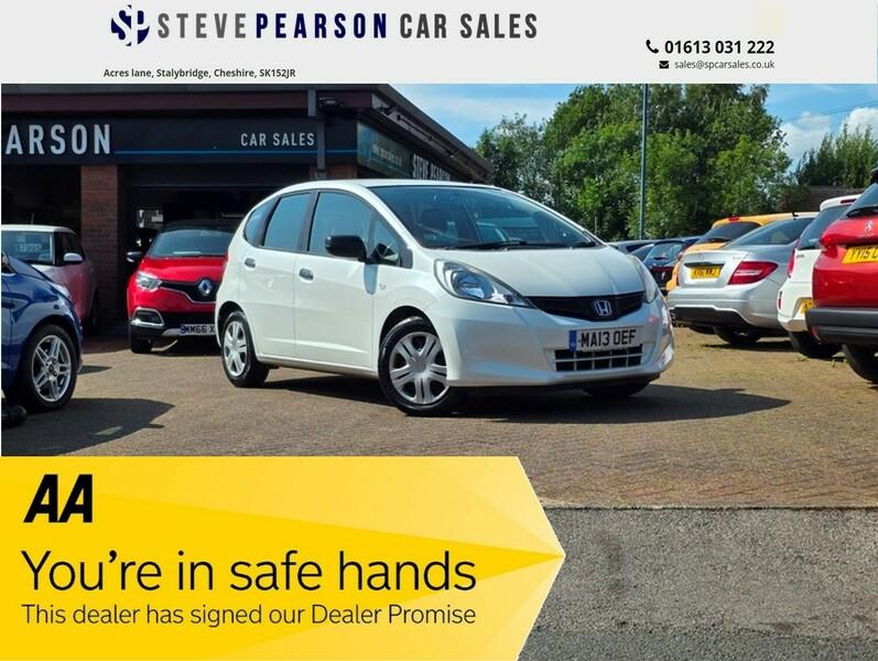 Check out this Honda Jazz 2013 Petrol Manual