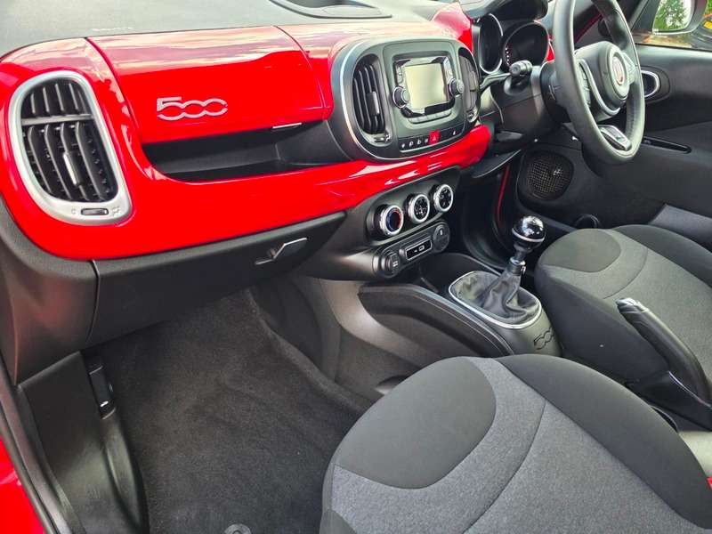 2018 FIAT 500L 2018 FIAT 500L