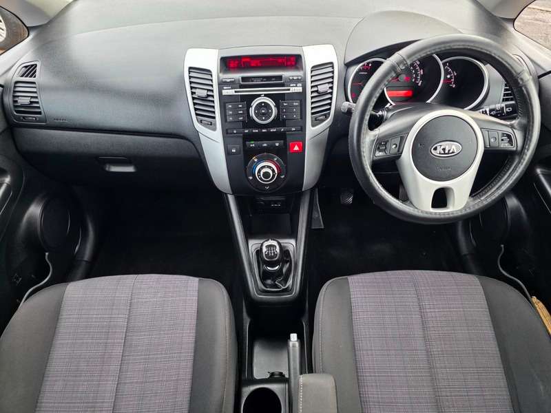 2010 KIA VENGA 2010 KIA VENGA