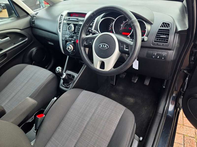 2010 KIA VENGA 2010 KIA VENGA